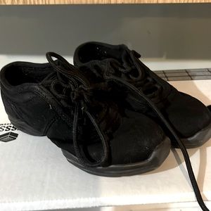 Girl’s Capezio Dance Shoe